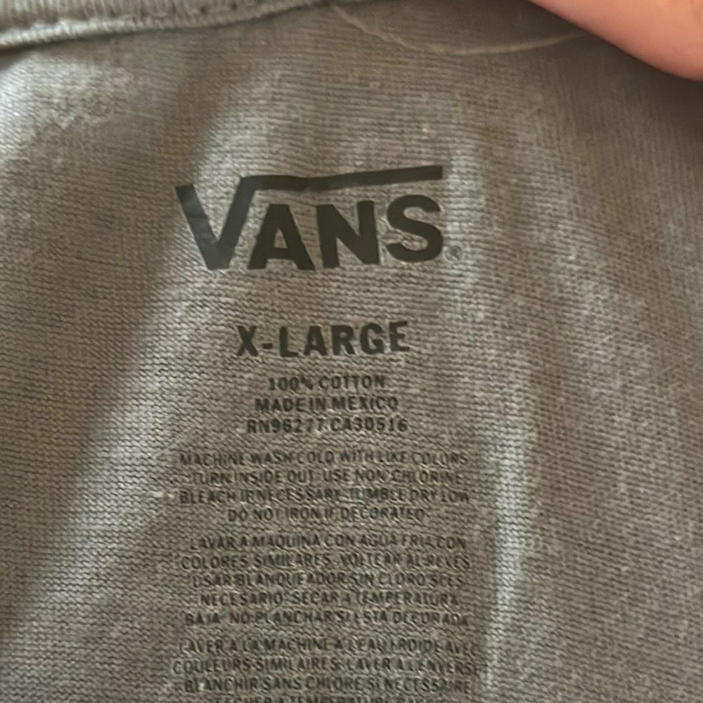 Vans Gray Skull and rose Men's Shirt - Picture 4 of 9